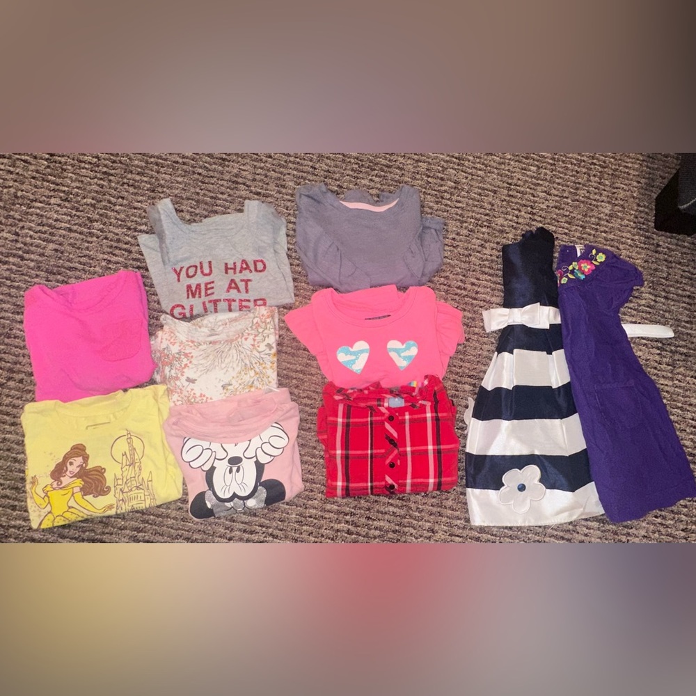 Toddler 3T girl lot size/ 8 long sleeve shirts and 2 dresses